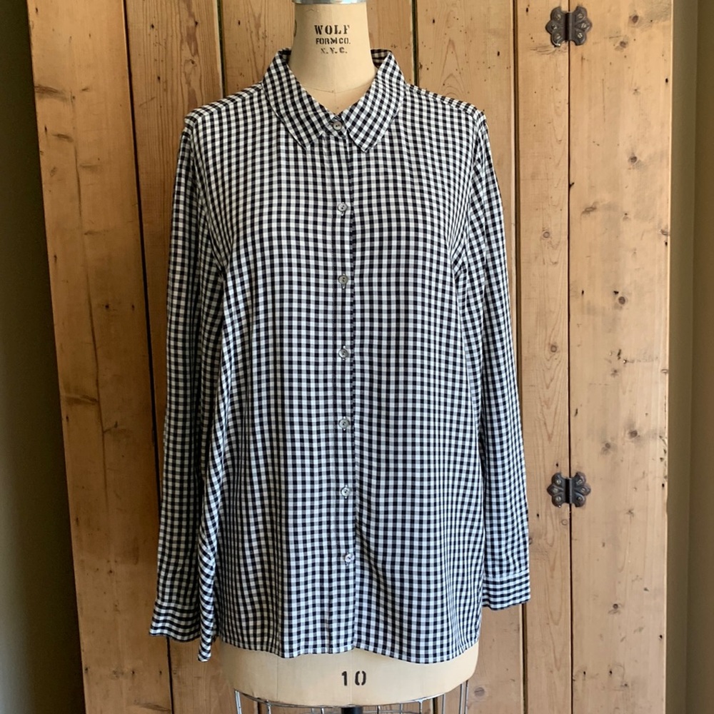 JJill black and cream checkered blouse